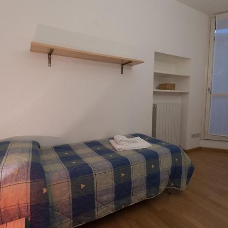 Casa Piazza Del Porto Villa Lovere Buitenkant foto