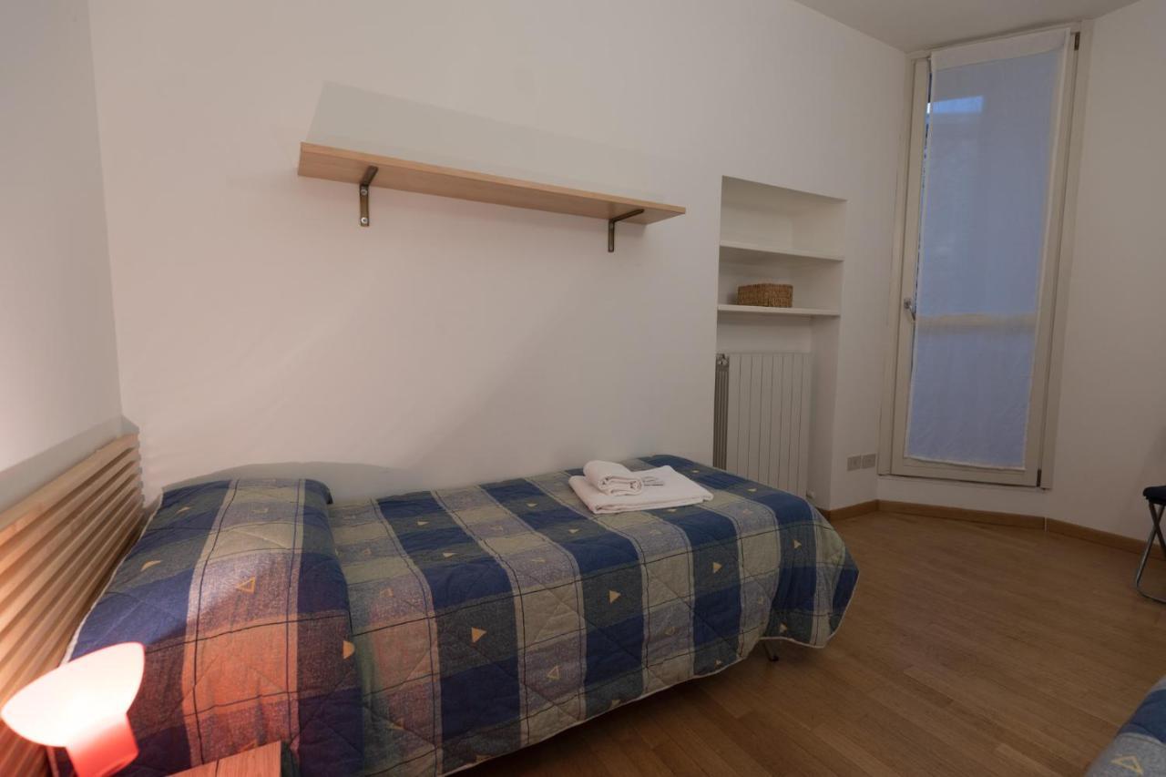 Casa Piazza Del Porto Villa Lovere Buitenkant foto
